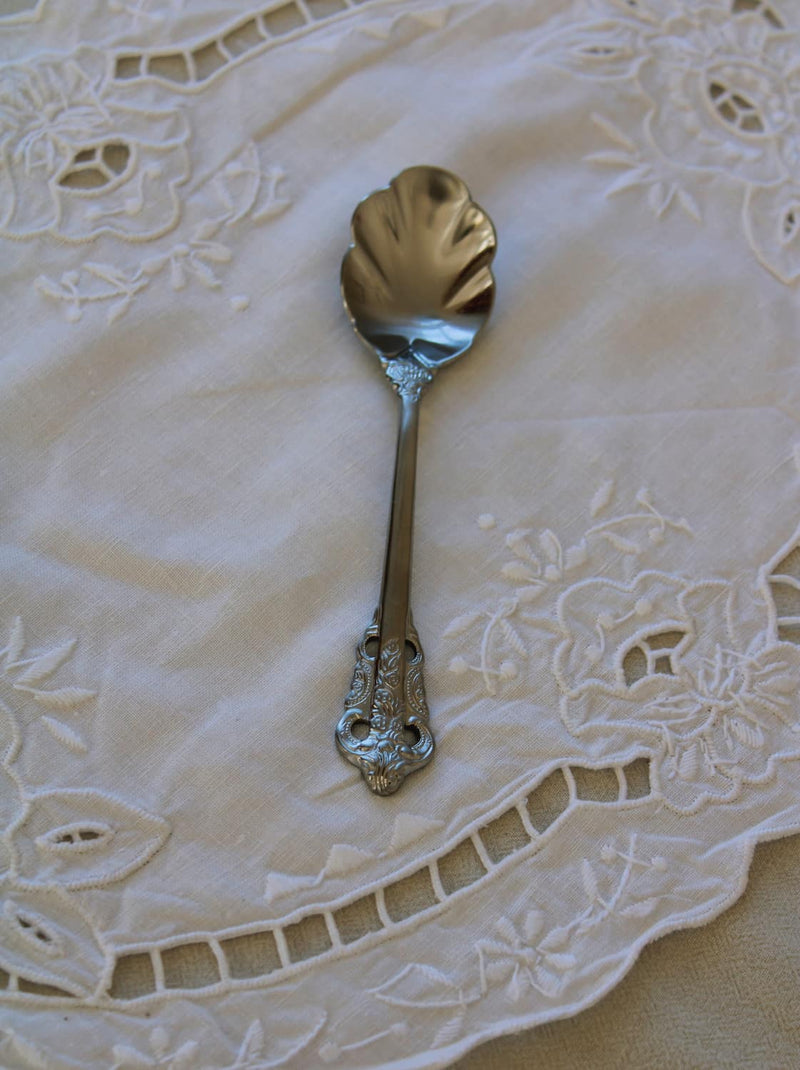 Nerida Spoon
