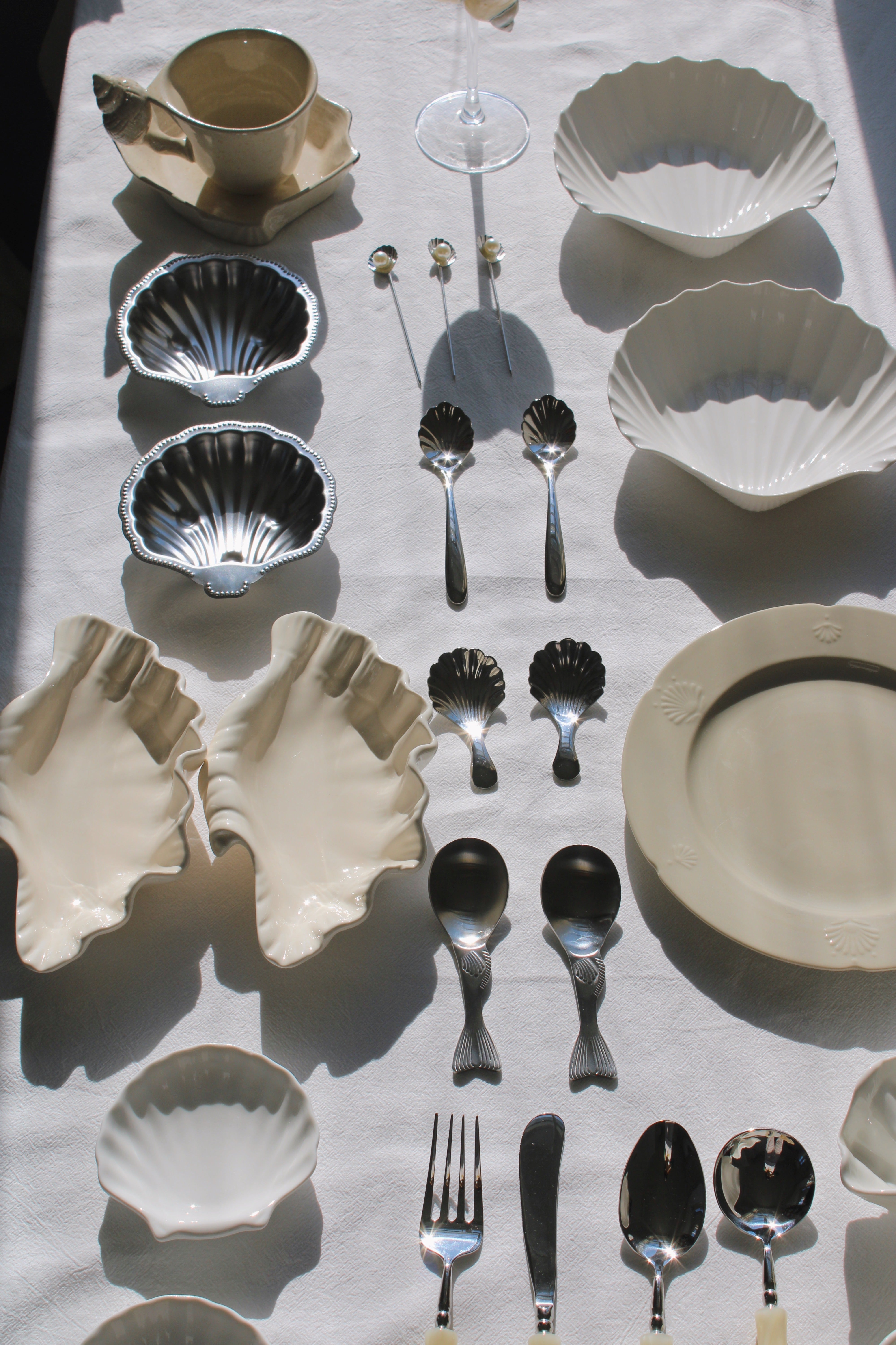 Coastal Ceramic Tableware – Shell Plates & Bowls | Mimo Collective
