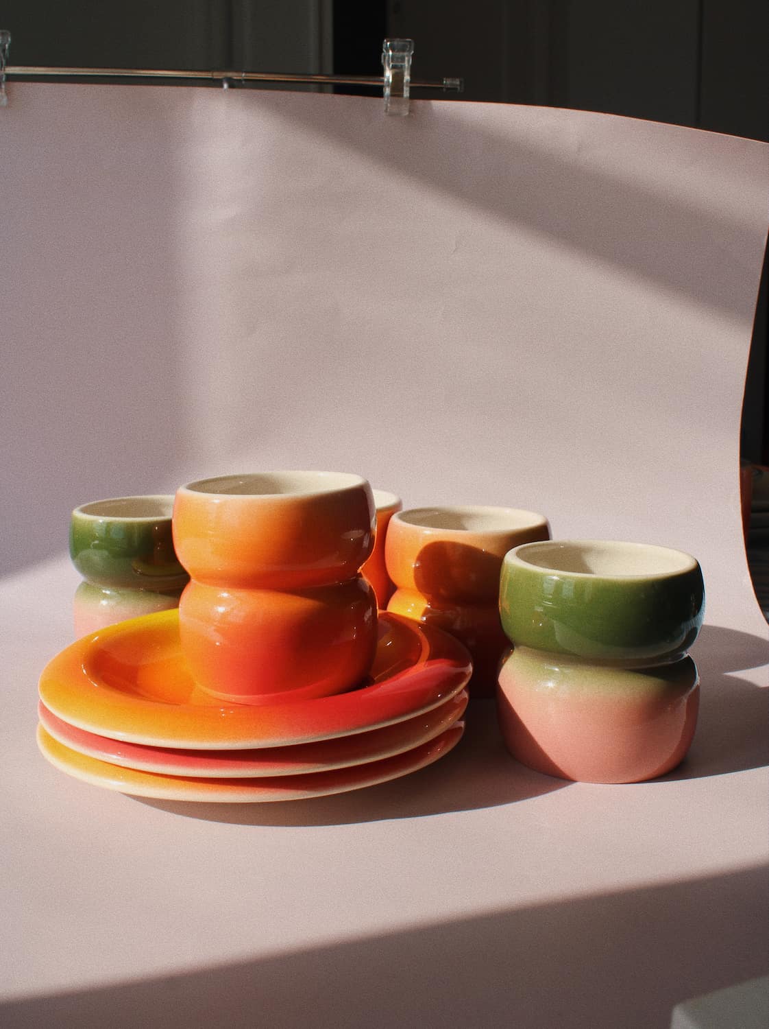 Handmade ceramics by Agata Puławska – colourful ceramic mugs, cups and plates in warm gradients and playful colours