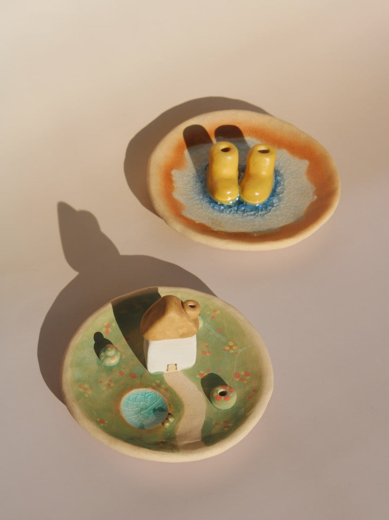 Yellow Boots Incense Holder