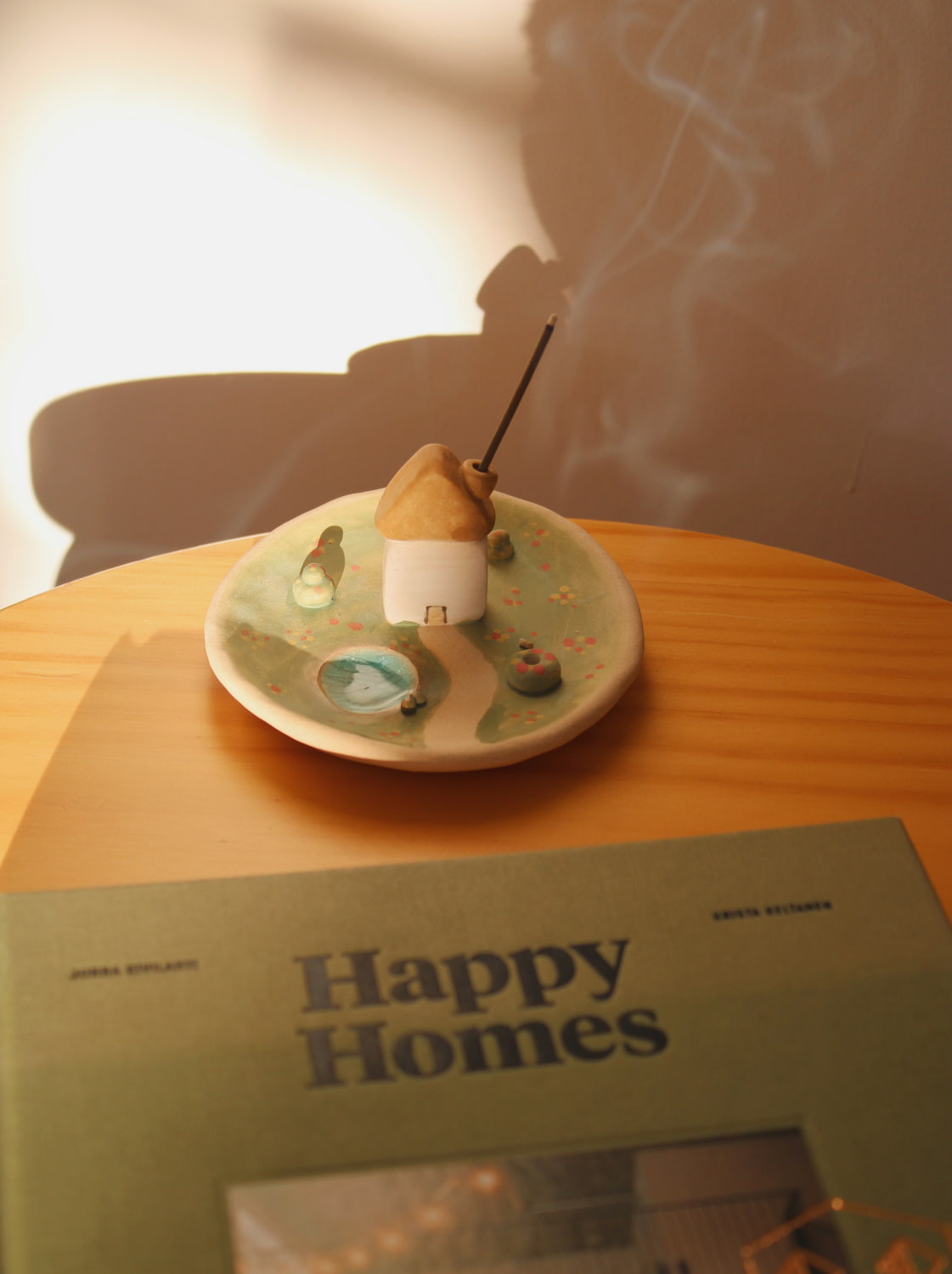 Handmade Cottage Incense Holder – Ceramic Meadow Design | Mimo