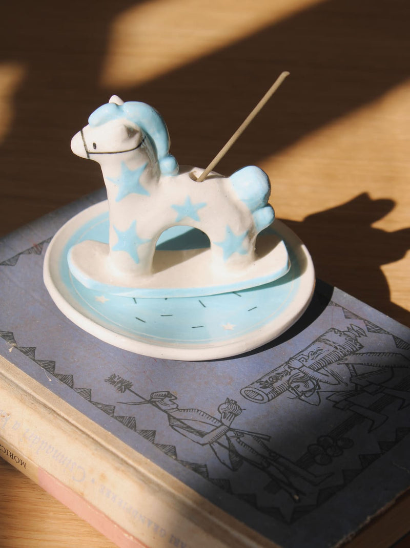 Ponette ceramic horse incense holder with blue stars and matching tray, playful ceramic incense burner for home decor.