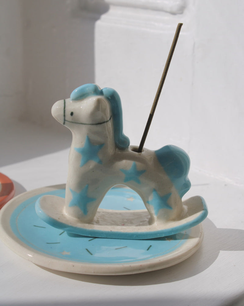 Ponette ceramic horse incense holder with blue stars and matching tray, playful ceramic incense burner for home decor.