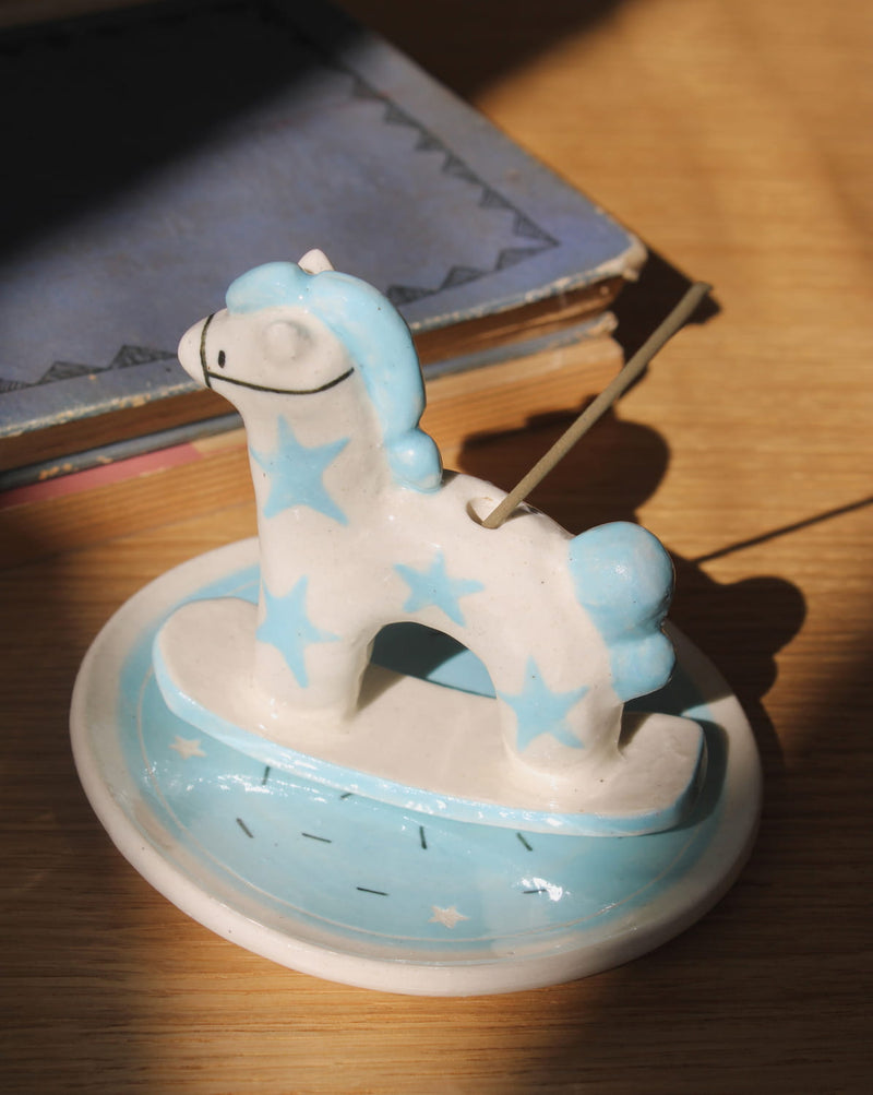 Ponette ceramic horse incense holder with blue stars and matching tray, playful ceramic incense burner for home decor.