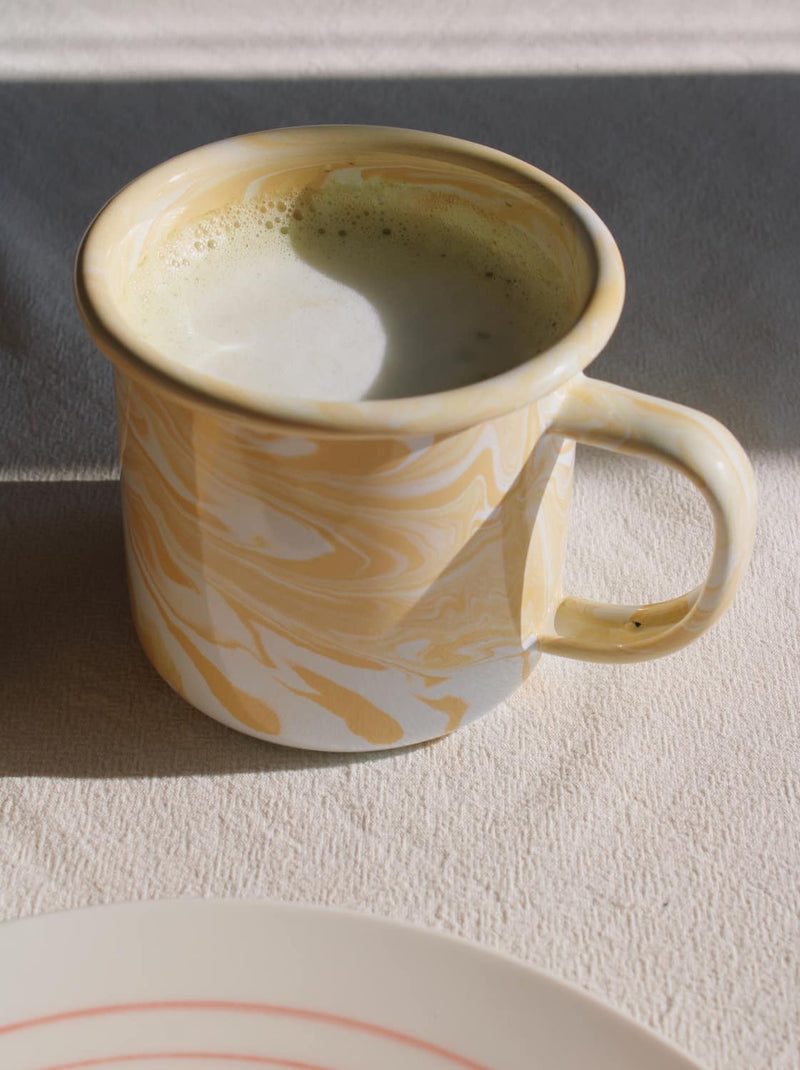 Sol zománcos bögre