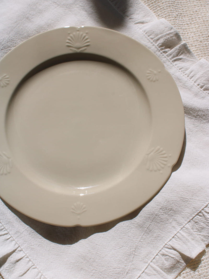 Marelle Plate