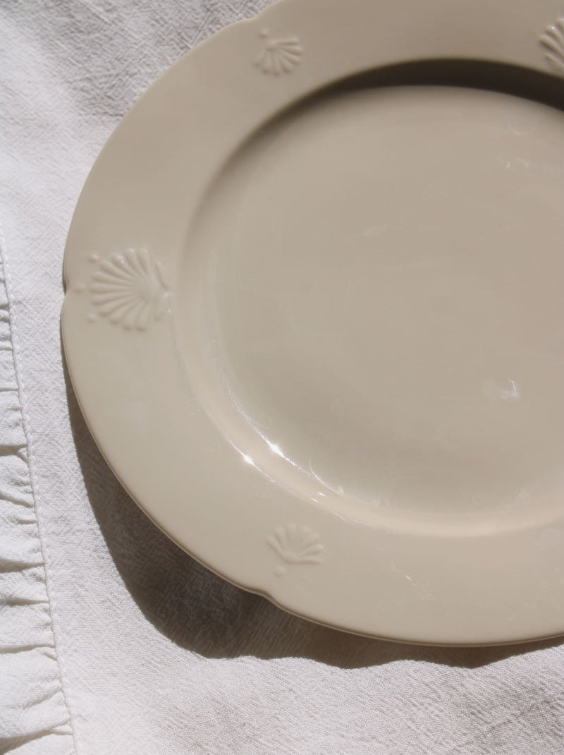 Marelle Plate