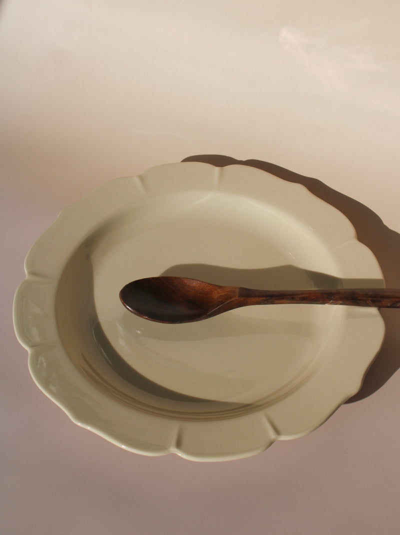 Serra Ceramic Shallow Plate