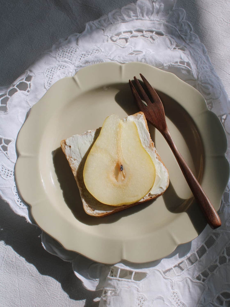 Serra Ceramic Shallow Plate