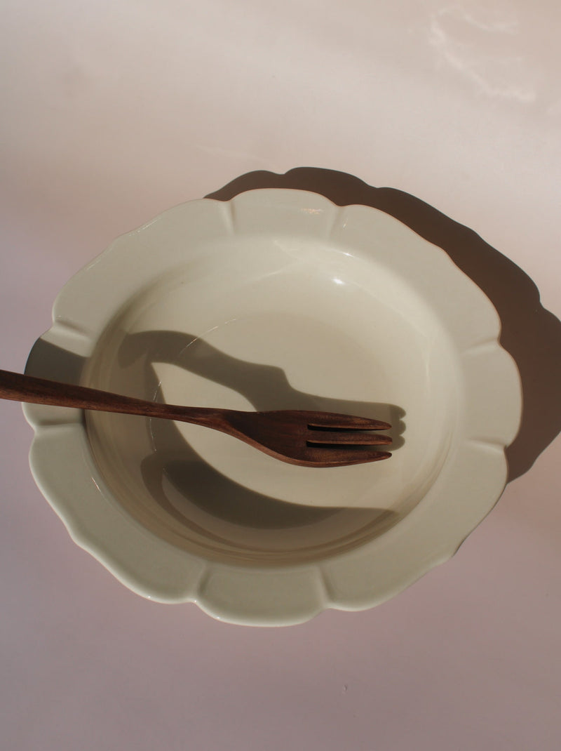 Serra Ceramic Deep Dish