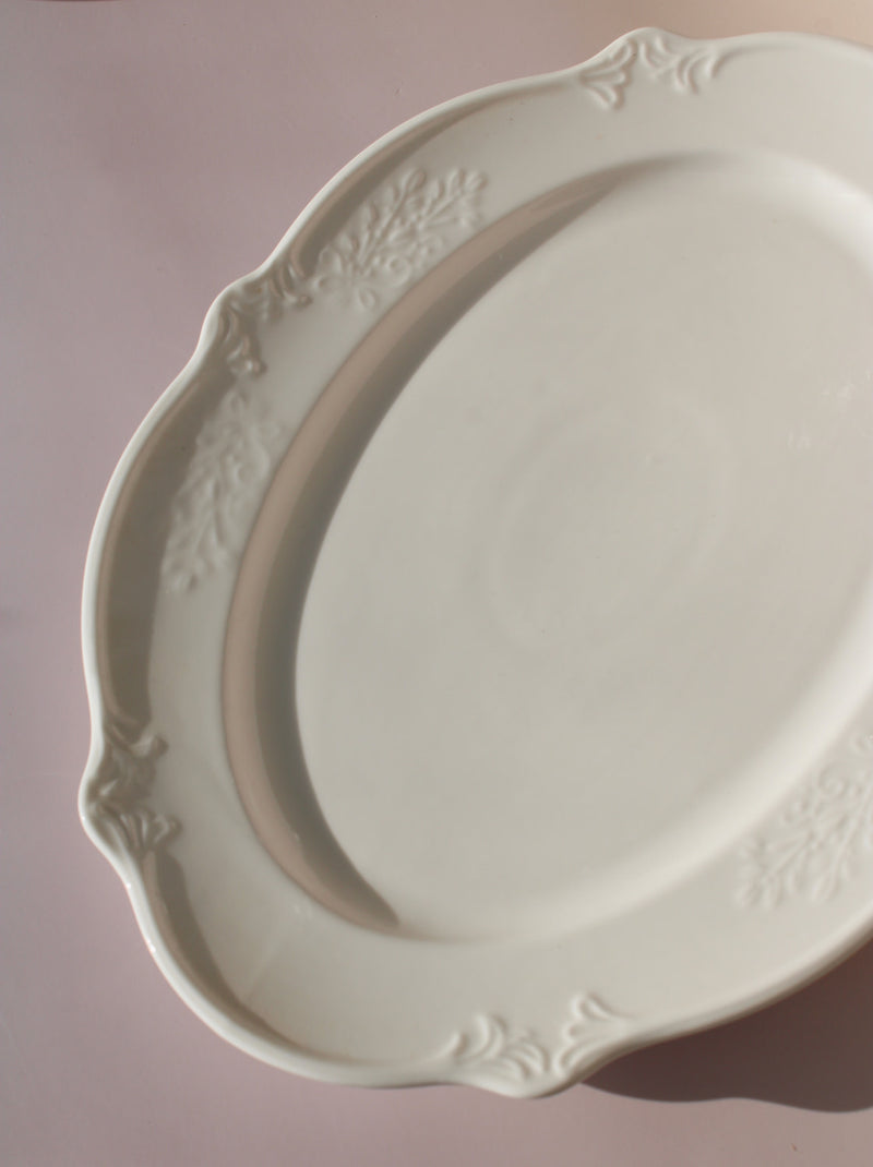 Piatto ovale a rosetta