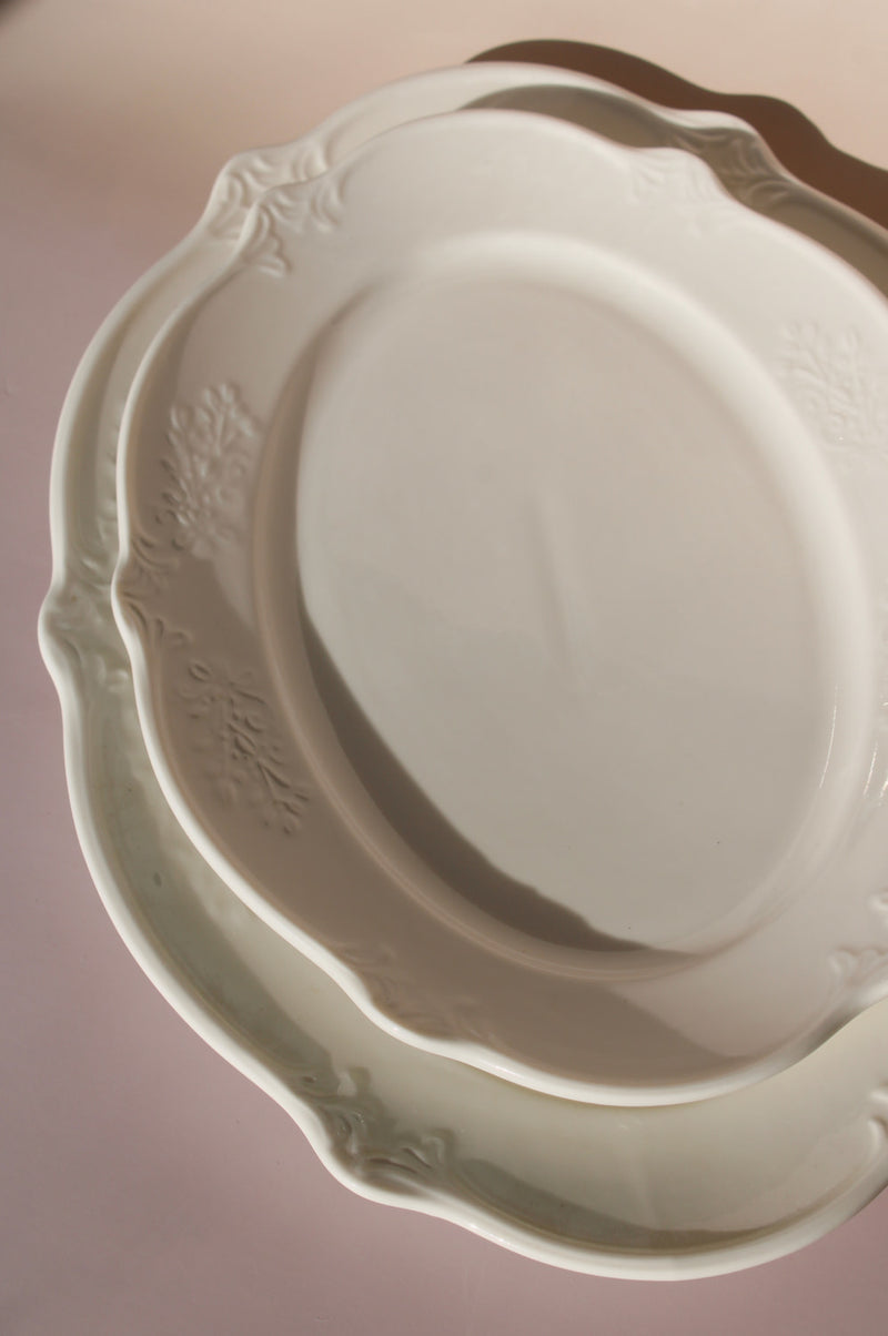 Piatto ovale a rosetta