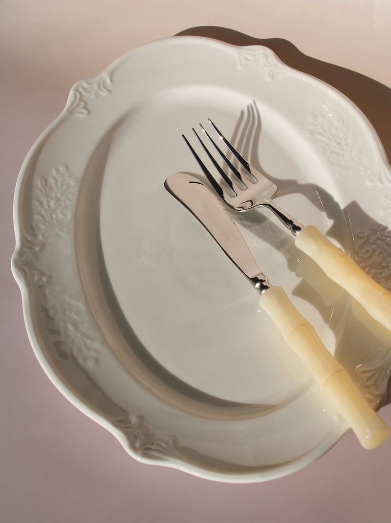 Piatto ovale a rosetta