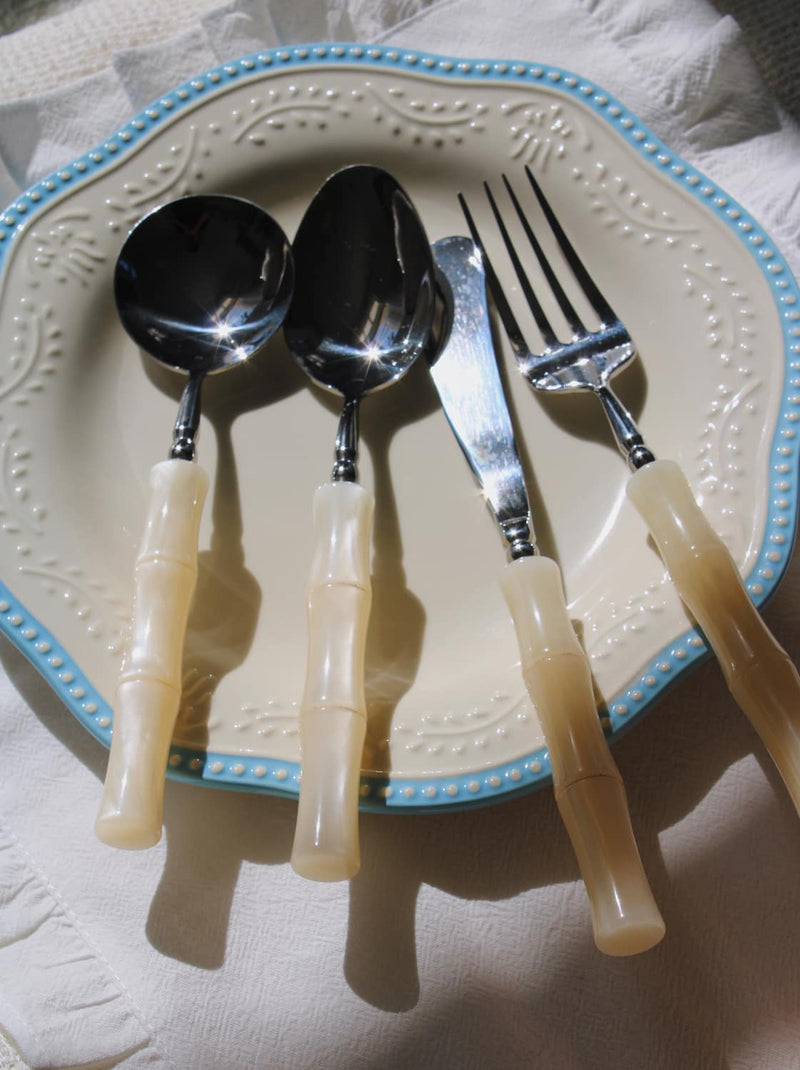 Ensemble de couverts Isola