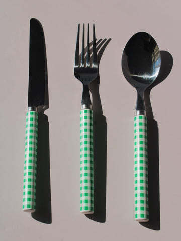Fresco Cutlery Set with green gingham checkered handles, stainless steel knife, spoon and fork, picnic-style flatware set