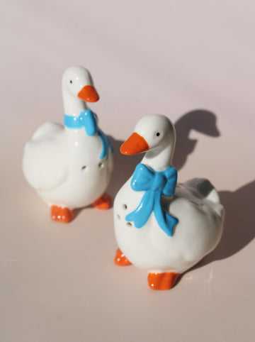 Bébé Ceramic Salt & Pepper Shaker Set
