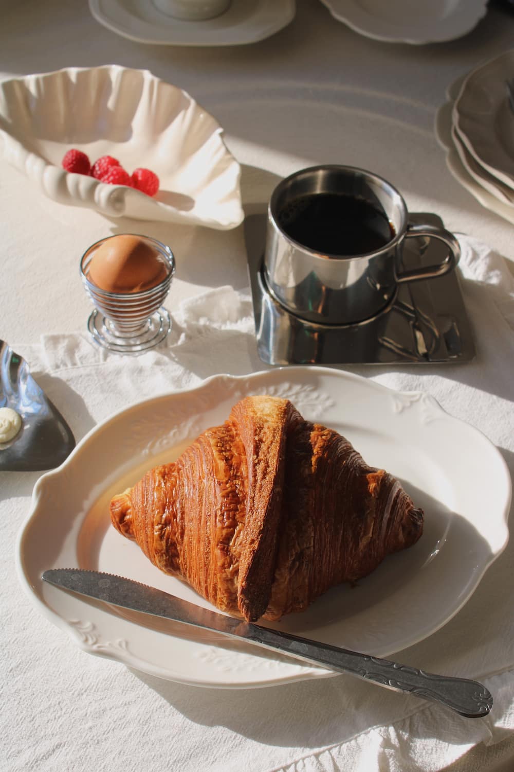 TheEuropeanBreakfastTableSet